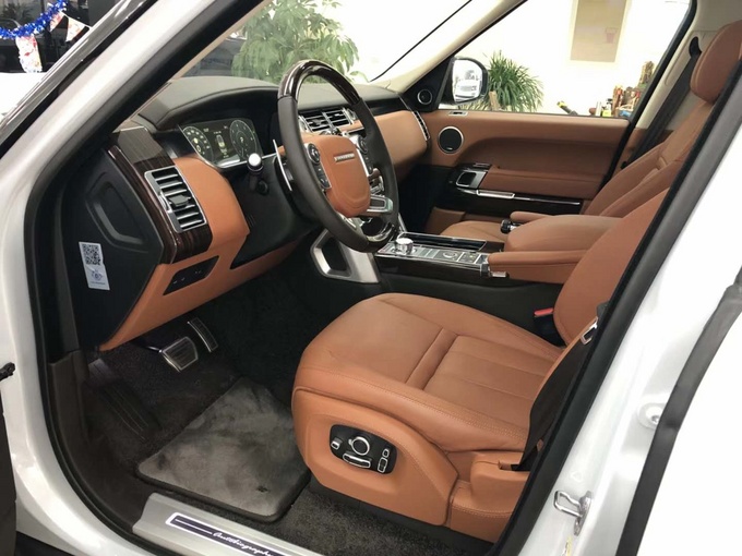 17款路虎揽胜巅峰SV创世加长 限量版巨惠-图7