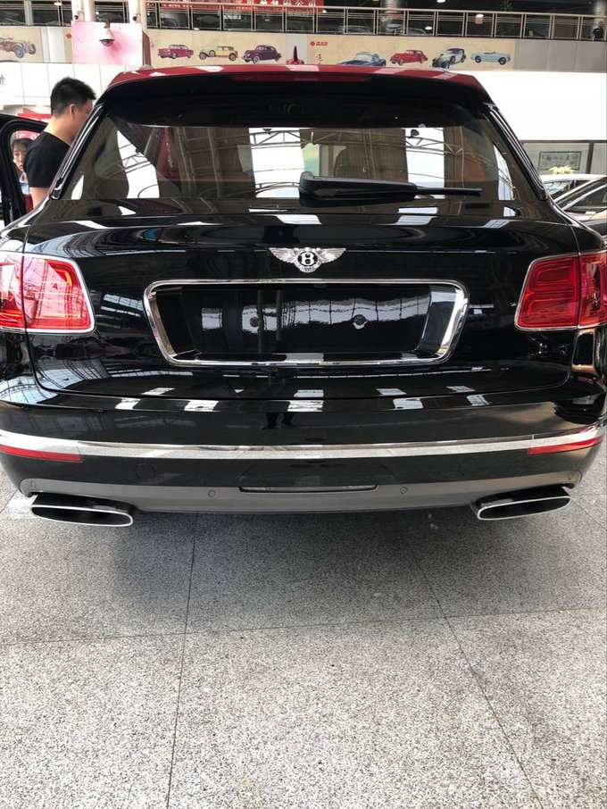 18款宾利添越特价销售 W12汽油版进口SUV-图3