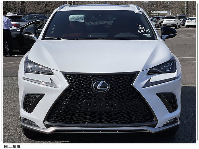 雷克萨斯NX 300实拍搭2.0T引擎/配Sport运动套件-图2