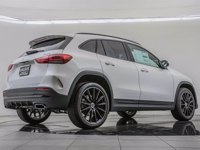 奔驰全新GLA实拍搭2.0T引擎/尺寸大幅升级-图5