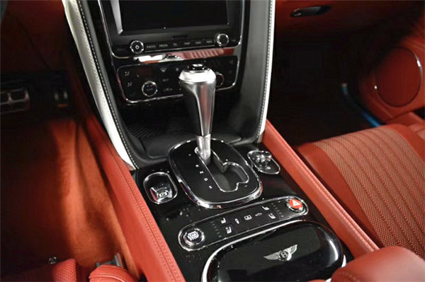 18新款宾利飞驰V8S 个性化设计量身定做-图5