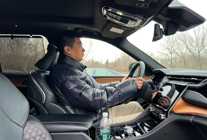 《豪华180》全新大切诺基4xe能否成为越野传奇的新篇章-图20