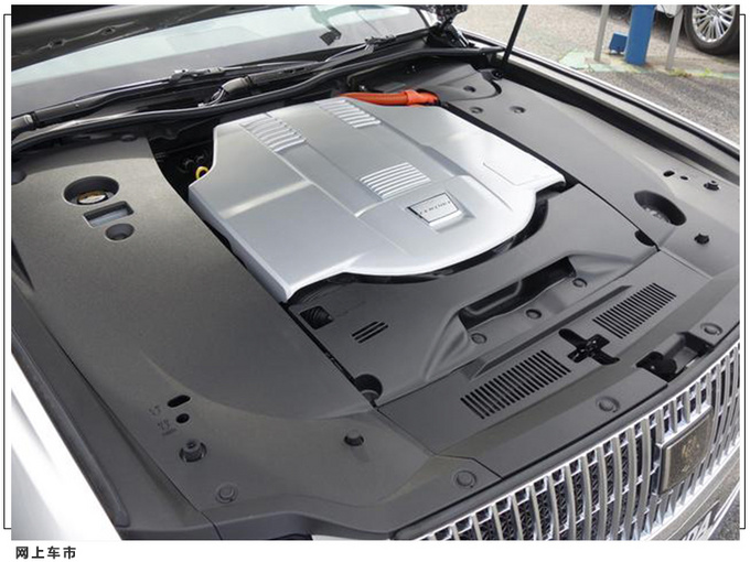 丰田旗舰轿车实拍搭5.0L混动/气场不输宾利飞驰-图10