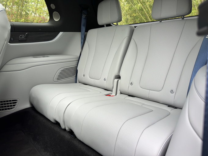 问界M9靠谱吗北京车展看完再了解下投资125亿的赛力斯超级工厂-图43