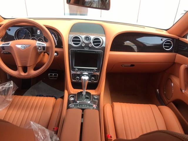 新宾利飞驰4.0T 有档次四座豪轿配置揭秘-图5