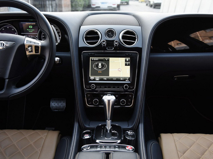 18款宾利飞驰V8S价格 豪车典范华丽尽显-图6