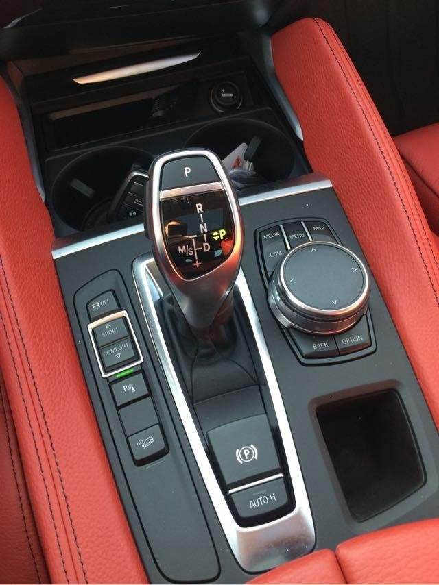新款宝马X6运动型SUV 70万促销专场优惠-图6