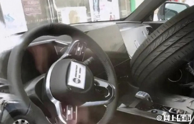 广汽传祺全新GS8工厂实拍 配悬浮大屏 搭丰田混动-图8