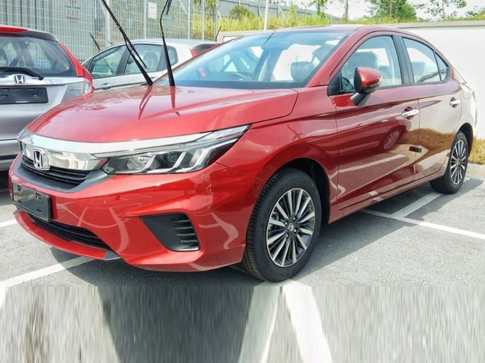 本田全新三厢版飞度实拍搭1.0T/酷似雅阁-图1