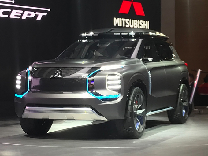 三菱发布概念SUV 造型科幻/动力搭2.4L混动-图1