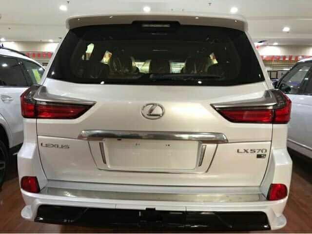 雷克萨斯LX570限量版 雄心壮志霸气无边-图3