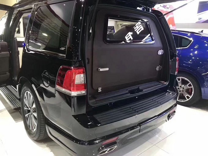 林肯领袖一号商务 五一大折扣175万出售-图8