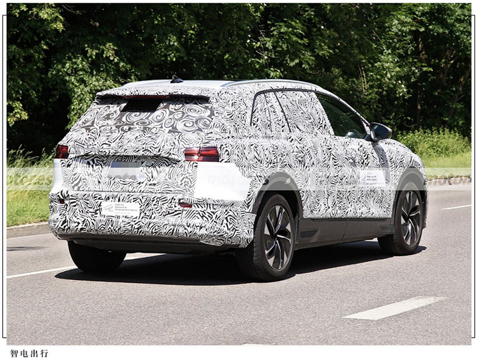 奥迪全新SUV曝光尺寸接近Q7/有望明年国产-图4