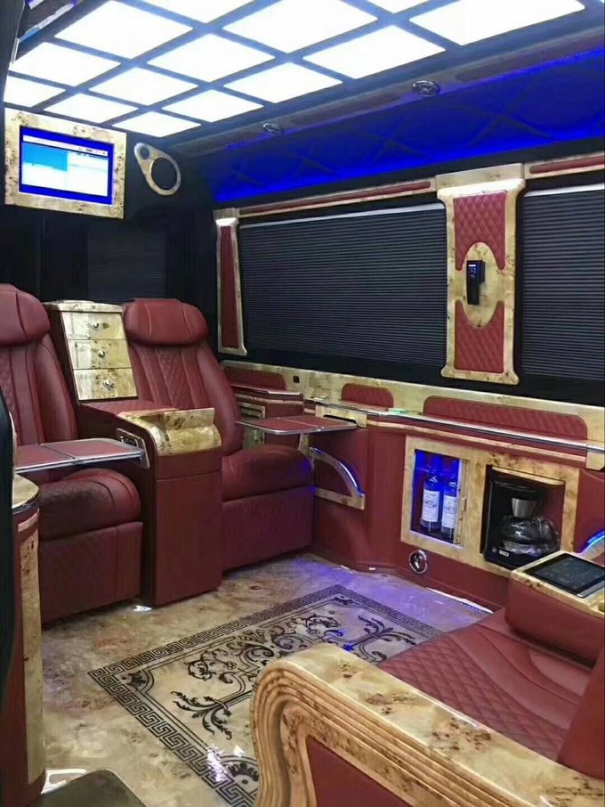 进口奔驰斯宾特顶级商务 陆上公务舱降价-图6