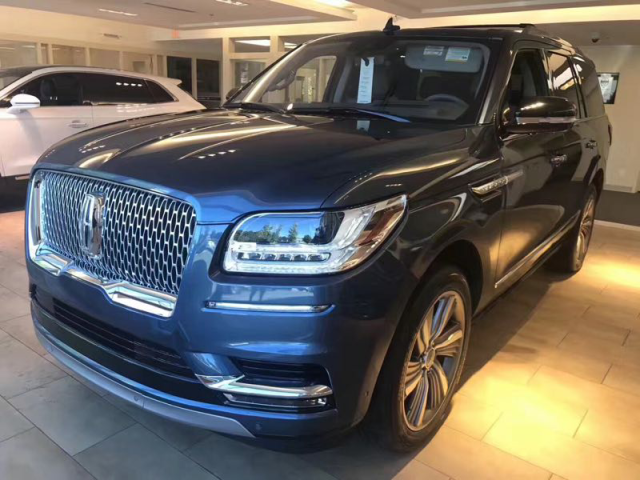 18款林肯领航员配置 顶级全尺寸豪车对比-图1