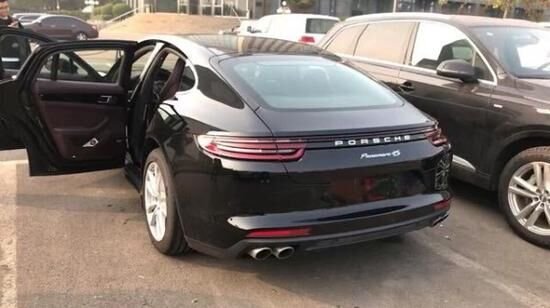 18款保时捷Panamera 动力轿跑年轻人最爱-图3