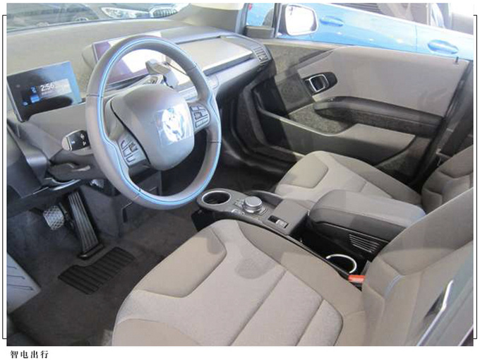 宝马i3进店实拍对开门设计/内配两块大屏-图4