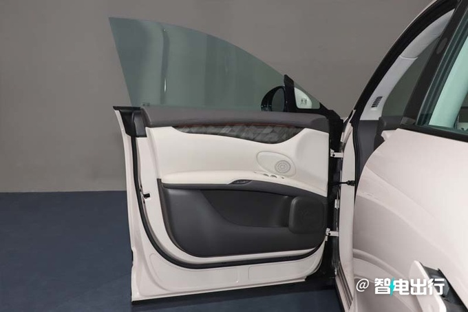 智己LS6四天后上市標配可升降屏 預計賣20-27萬元-圖14