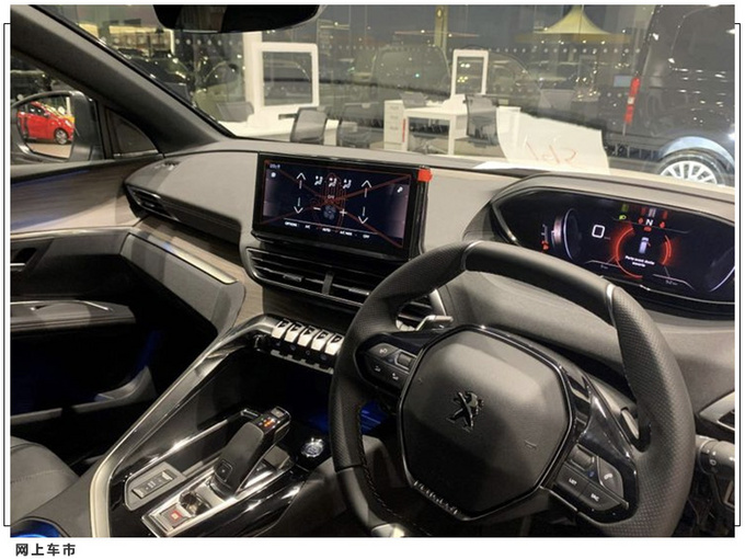 标致新款5008实拍曝光 獠牙式日行灯/熏黑进气口-图4