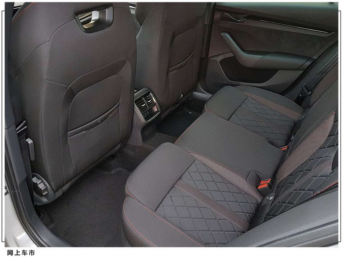 斯柯达全新明锐实拍搭2.0T/熏黑外观套件更运动-图10