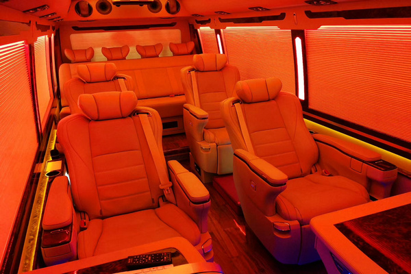 18丰田柯斯达 全车航空座椅方便美观实用-图9