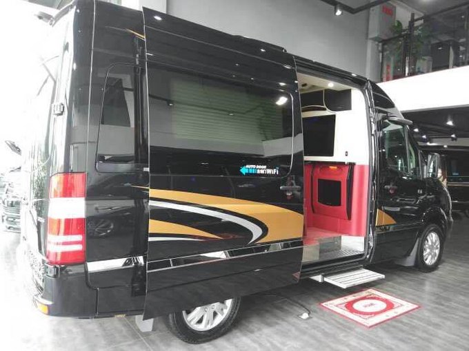 奔驰斯宾特商务房车 豪华空间设备齐图赏-图16