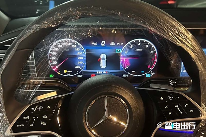 奔驰新款GLE到店实拍7月10日上市 2.0T动力缩水-图13