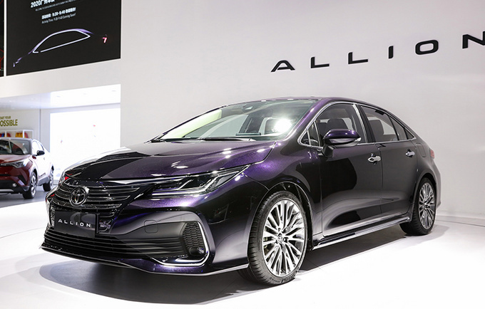 一汽丰田全新轿车上市时间曝光 尺寸比速腾更大-图1