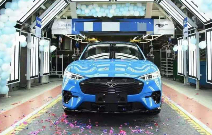 福特国产纯电野马下线续航超600km 最快4月发布-图1