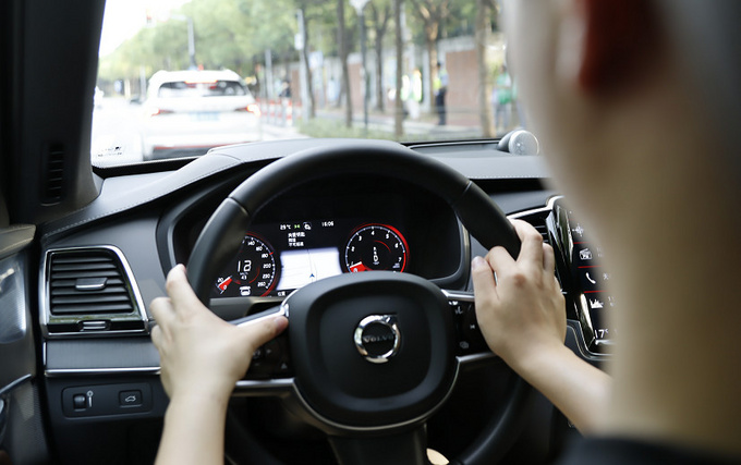 与沃尔沃XC90相处一天后他们终于找到了豪华的答案-图11