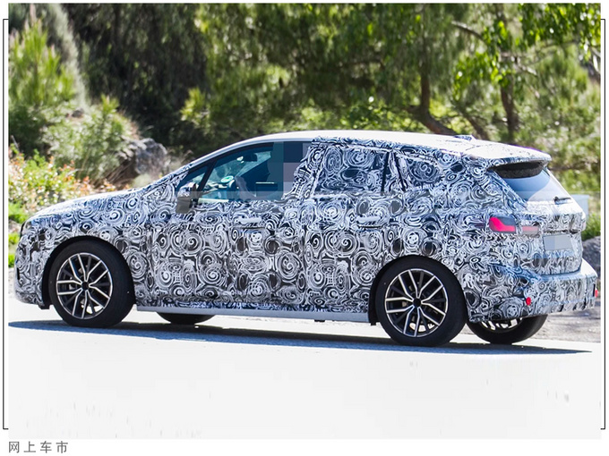 宝马全新2系旅行车即将亮相11月投产/内饰更豪华-图3