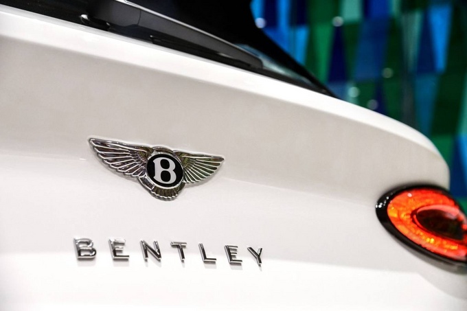 新添越插电混动版首秀 宾利展现电动化野心-图12