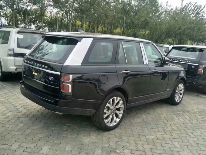 路虎揽胜行政四驱SUV 恶劣路况高通过性-图4