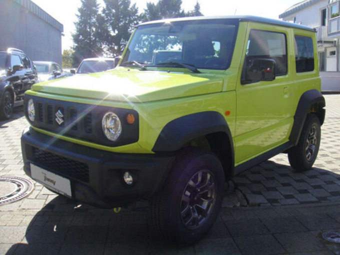 铃木全新吉姆尼实拍搭1.5L+四驱/2+2座椅布局-图1