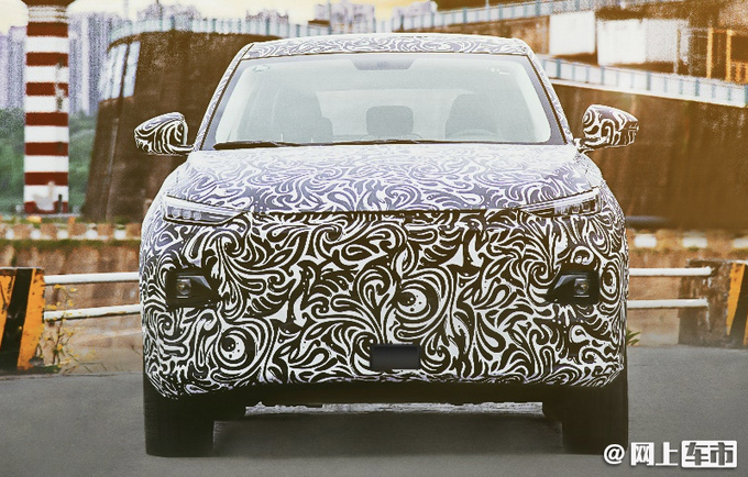 长安欧尚X7新车型谍照曝光尺寸加长 6天后亮相-图2