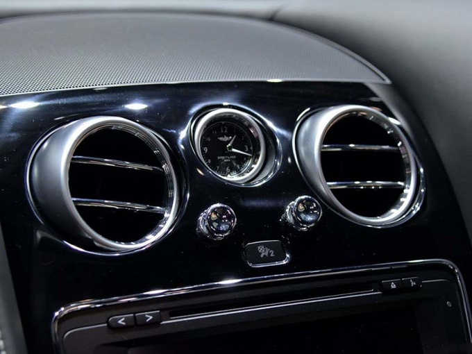 18款宾利飞驰心动豪车 夏末清凉底价畅销-图6