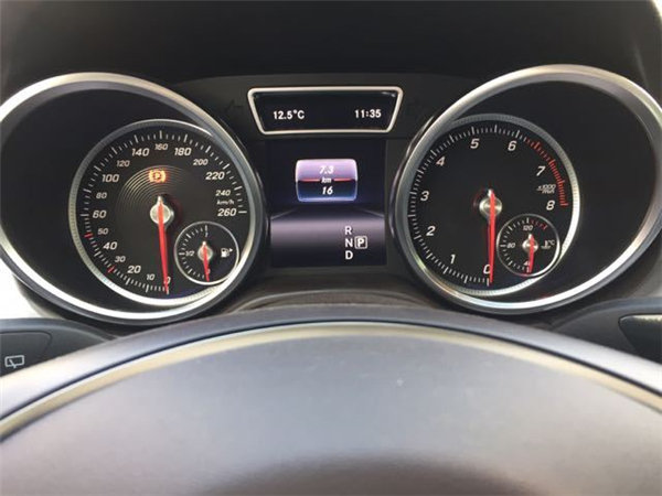 2018款奔驰GLE400 都市豪华越野领衔让利-图8