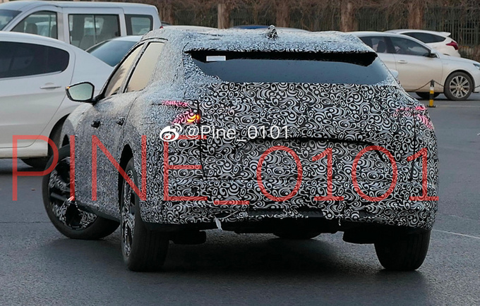 雪铁龙全新C5国内谍照曝光 4月首发 采用跨界造型-图3