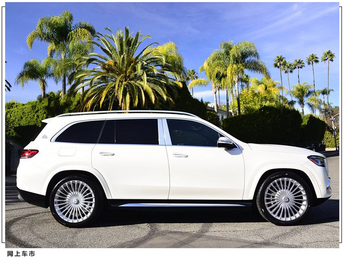 奔驰最新旗舰SUV实拍4.0T双增压/后排带按摩座椅-图5