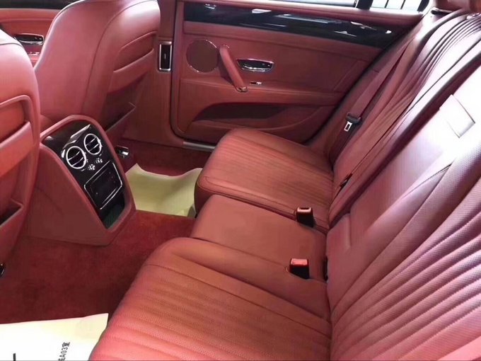18款宾利飞驰V8S 五座豪轿单选配置奢华-图6