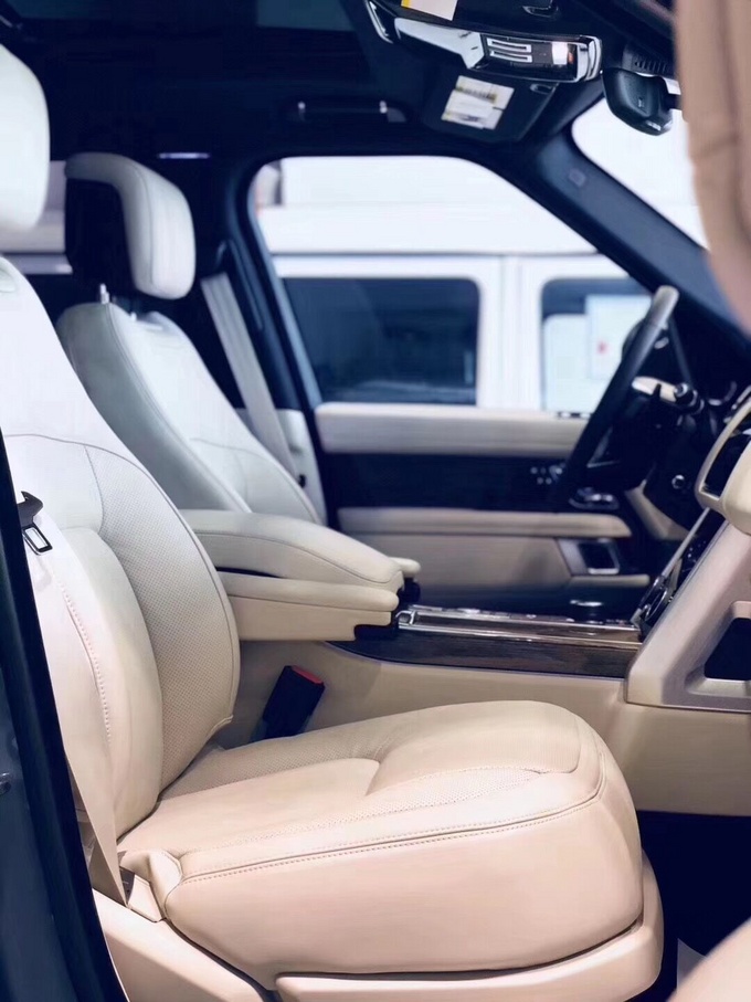 18款路虎揽胜行政版特价 性能王实测点评-图7