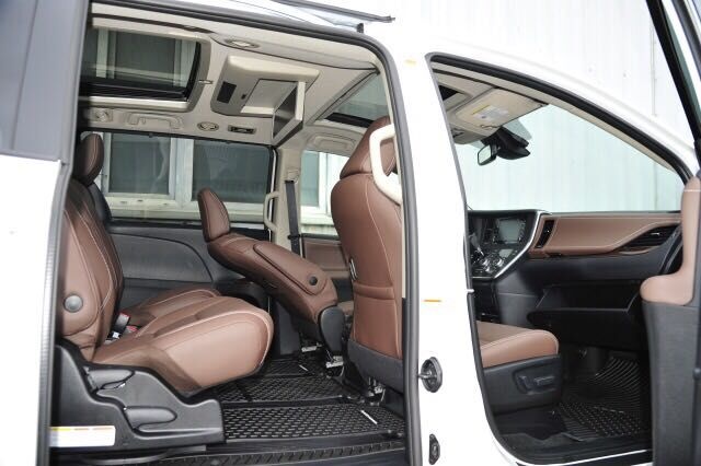18款丰田塞纳3.5L 改装航空座椅高级舒适-图9