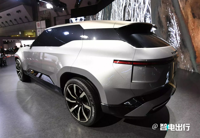 丰田兰德酷路泽新车型曝光尺寸更大动力更强-图3