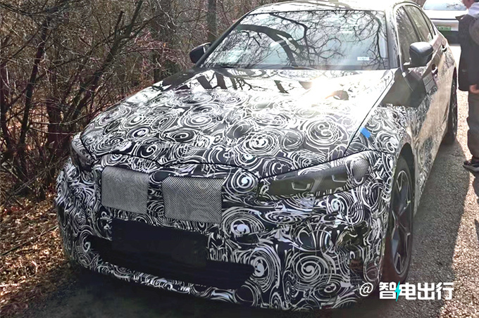 宝马改款i3实车曝光格栅造型换新 或三季度上市-图1