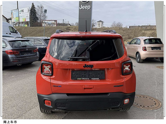 Jeep自由侠实拍曝光搭1.3T插混/配熏黑外观套件-图4