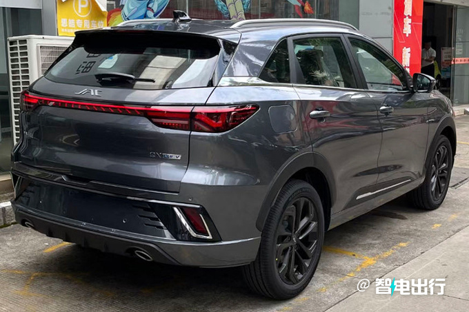 江淮QX混動配置曝光無倒車影像 預計售13-15萬元-圖3