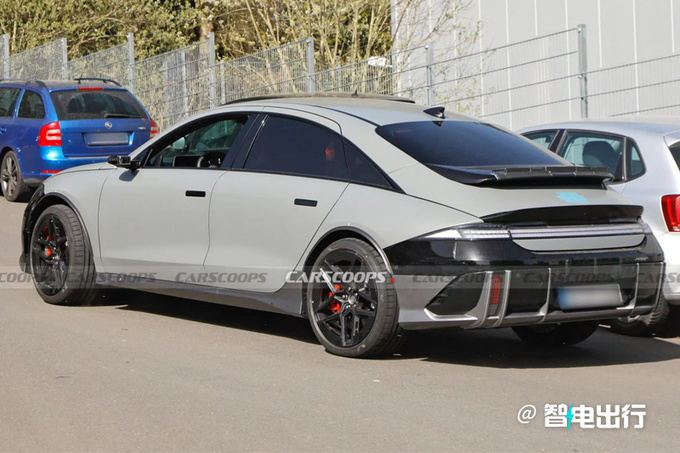 现代全新IONIQ 6 N路试明年首发/外观酷似保时捷-图4