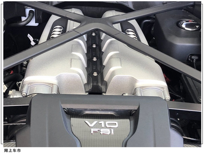奥迪R8双门跑车实拍 搭5.2L+运动套件/V10引擎绝唱-图9