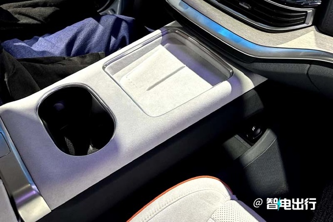 奇瑞eQ7八月底上市全铝车身+后驱 预计卖10万起-图11