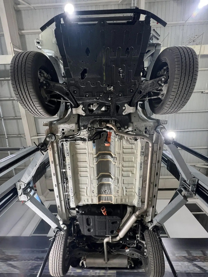 刀山测试遭遇假车质疑瑶光C-DM立马直播解剖自己-图6